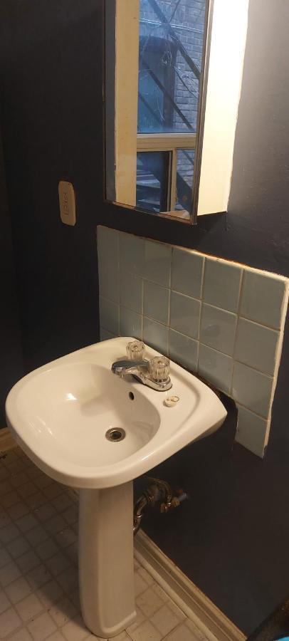 Zen Hostel Toronto Luaran gambar